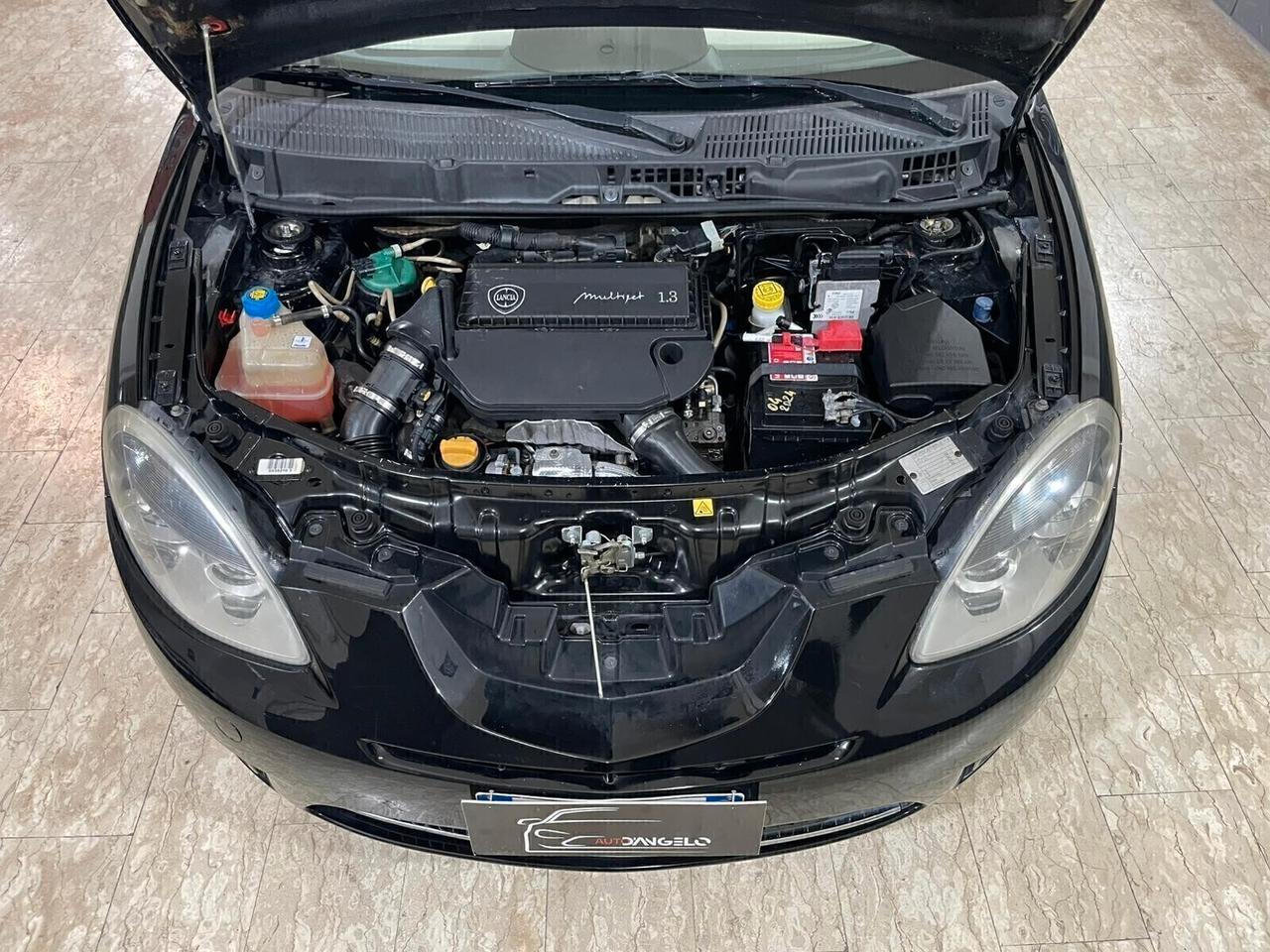 Lancia Ypsilon 1.3 MJT 75 CV Elle
