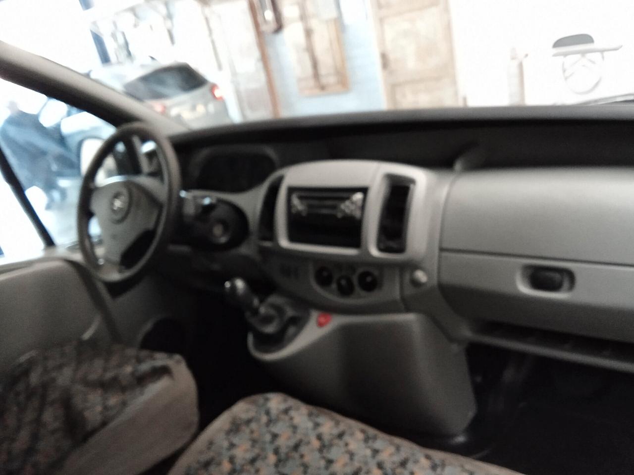 Opel Vivaro 1.9 DTI /PULMINO 9 POSTI /IN ARRIVO