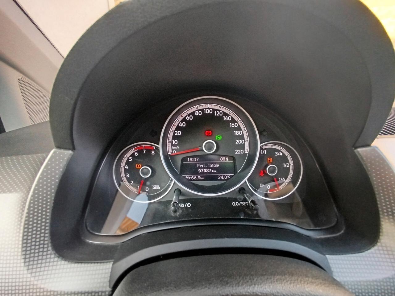 Volkswagen up! 1.0 75 CV 5p. high up! BlueMotion Technology ASG