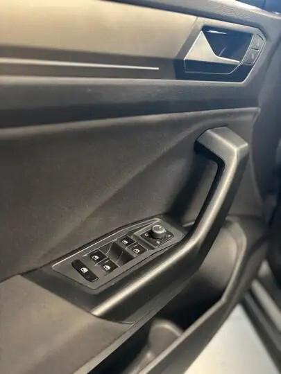 Volkswagen T-Roc 1.5 tsi Style~Unipro~Promo~Finanziamento