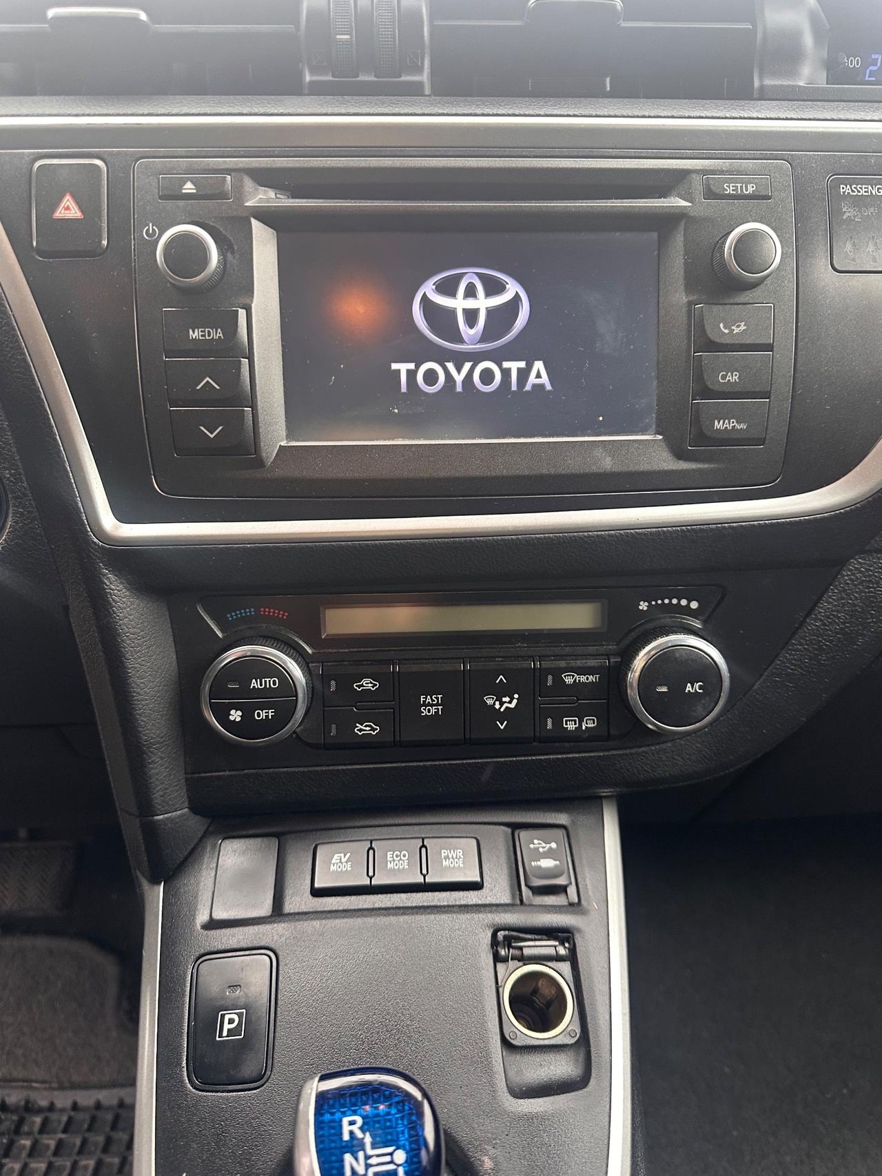 Toyota Auris 1.8 Hybrid Executive