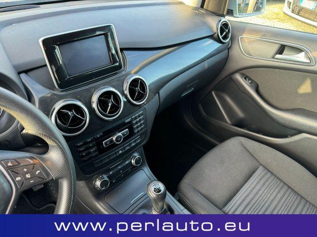 MERCEDES-BENZ B 180 BlueEFFICIENCY Premium