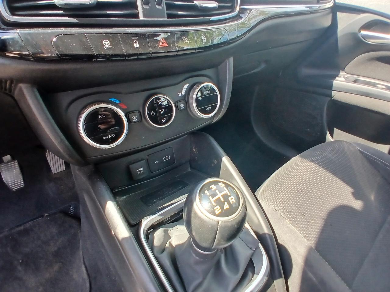 Fiat Tipo 1.6 Mjt S&S SW Lounge