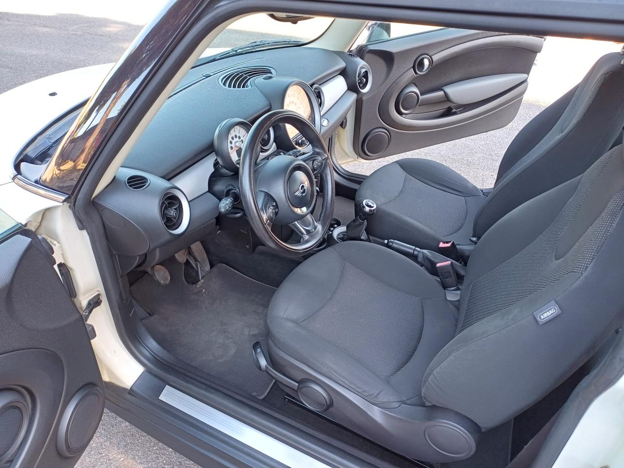 Mini 1.6 16V Cooper D