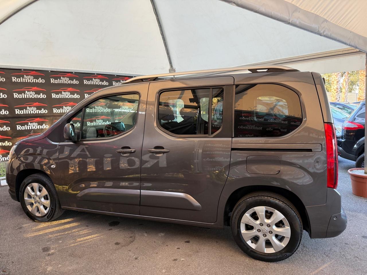 Opel Combo Life 1.5 Diesel FULL OPTIONAL