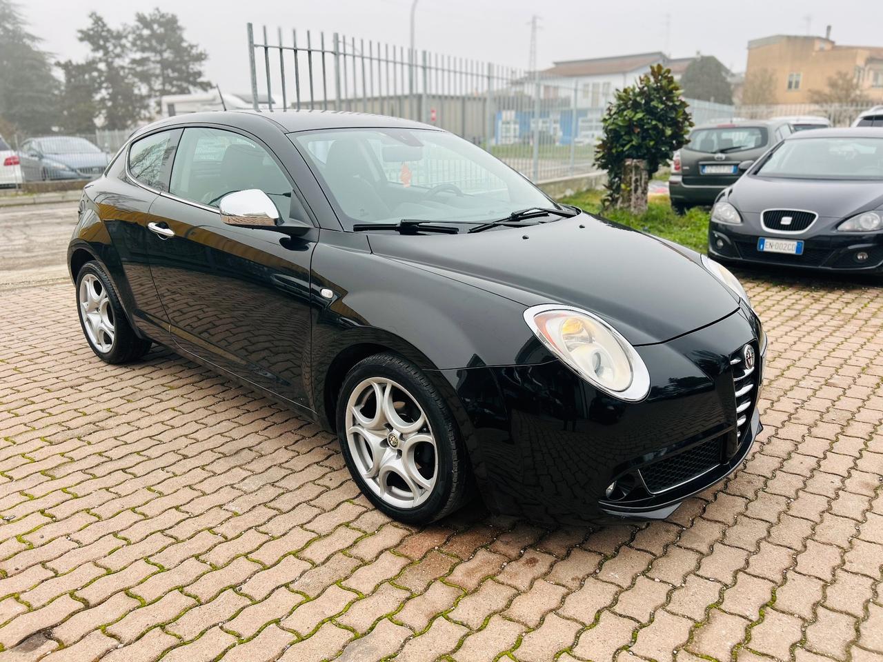 Alfa Romeo MiTo 1.4 105 CV M.air S&S Distinctive Sport Pack
