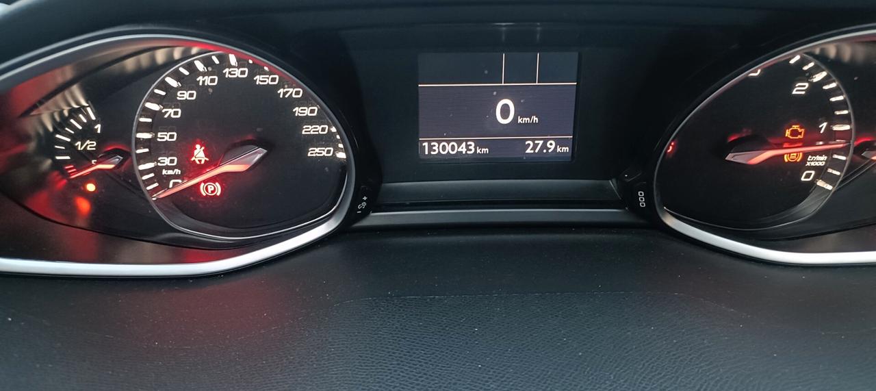 Peugeot 308 BlueHDi 120 S&S Business