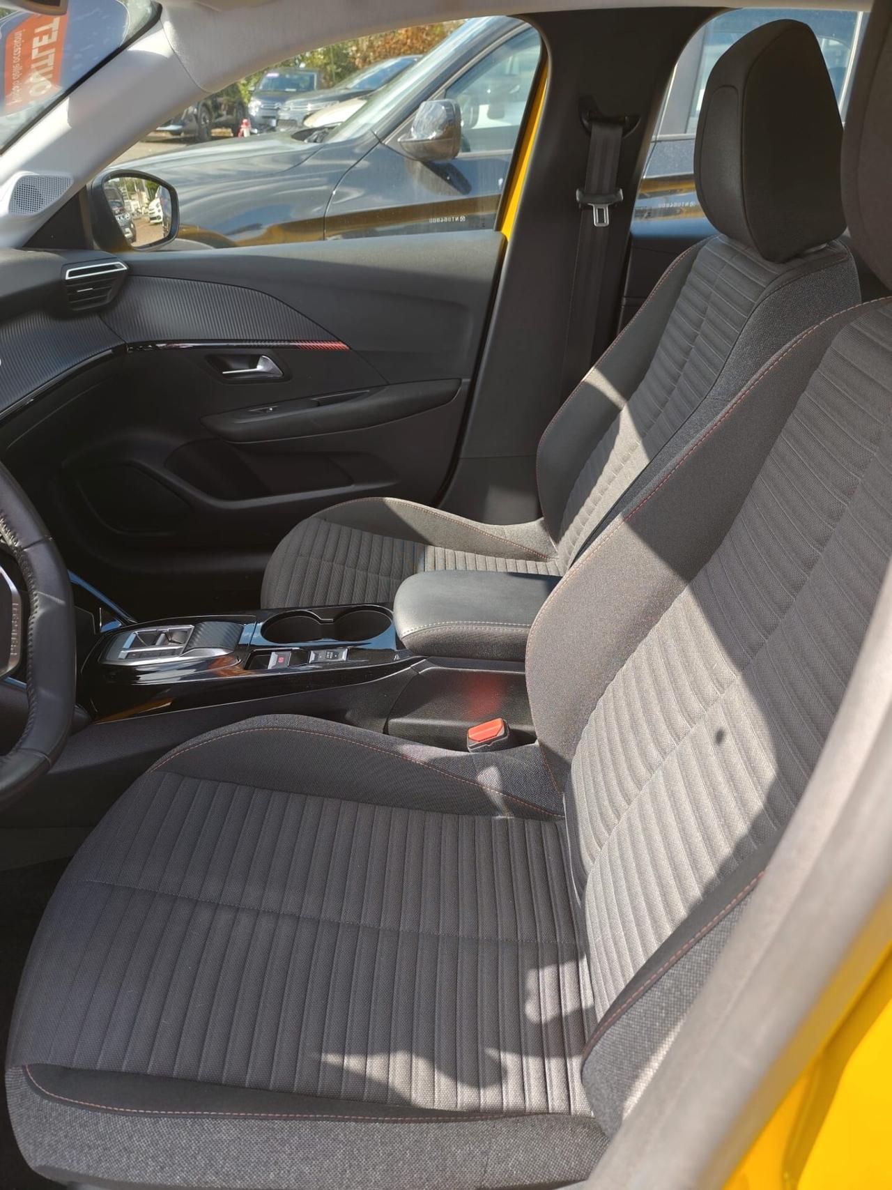 Peugeot 208 PureTech 100 Stop&Start EAT8 5 porte Active Pack