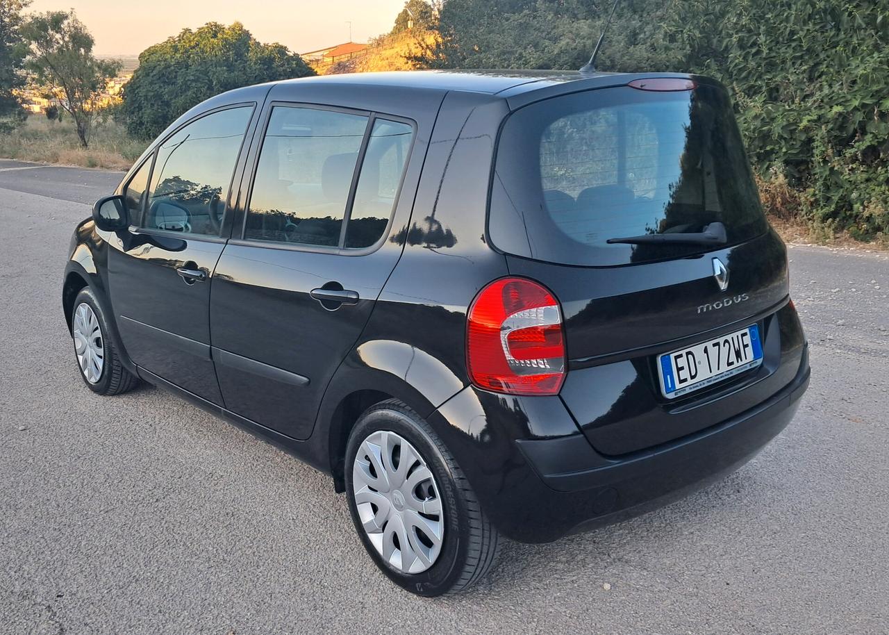 Renault Modus 1.2 16V GPL Dynamique