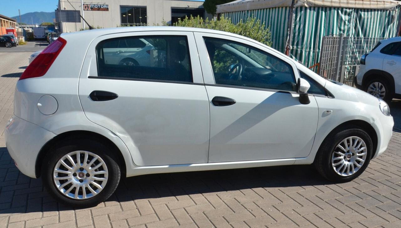 Fiat Punto 1.2 8V 5 porte Street