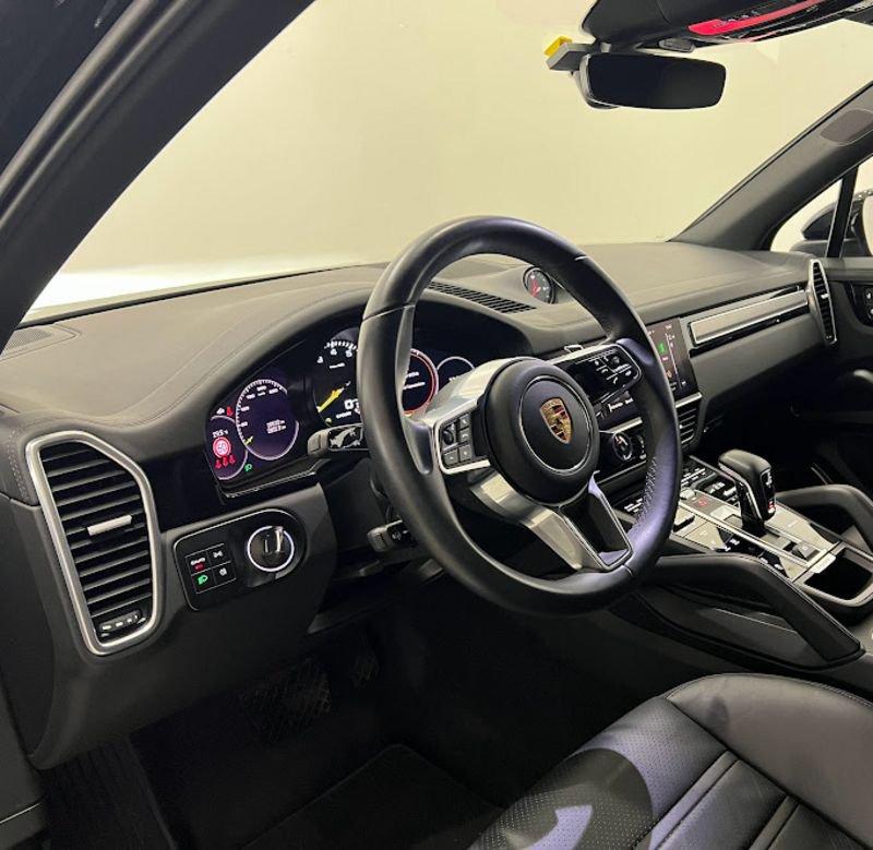 Porsche Cayenne 3.0 V6 E-Hybrid