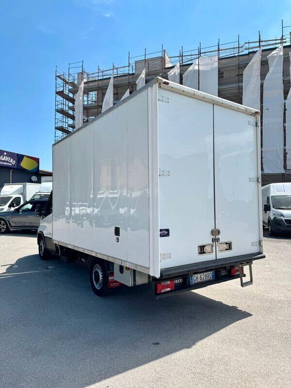 NEW IVECO DAILY 35S14 METANO FURGONATO 2022