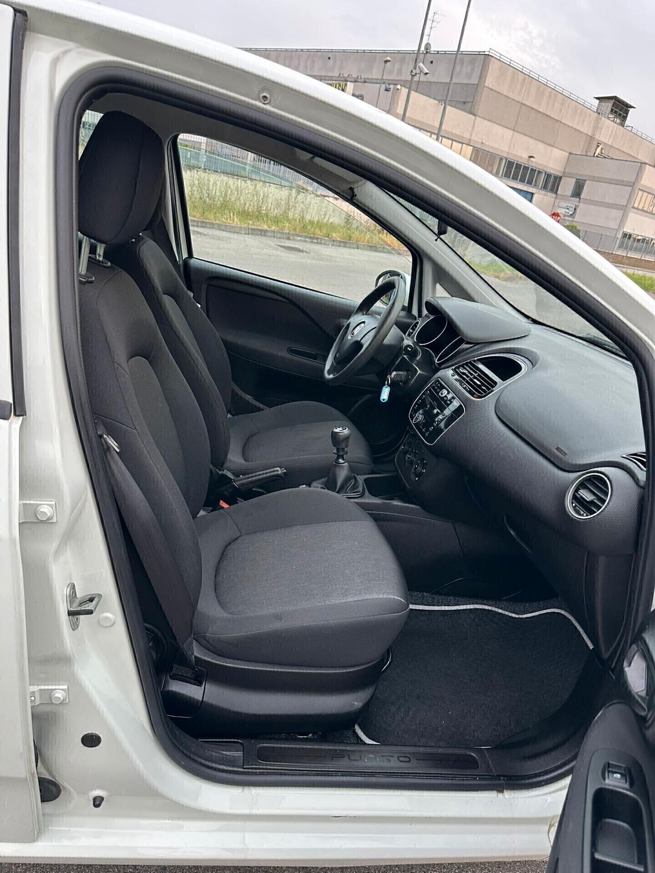 Fiat Punto 1.4 8V 5 porte Natural Power Lounge
