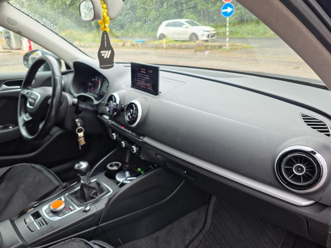 Audi A3 1.6 TDI clean diesel Ambiente CV-100 2015-E6 Manuale NEO