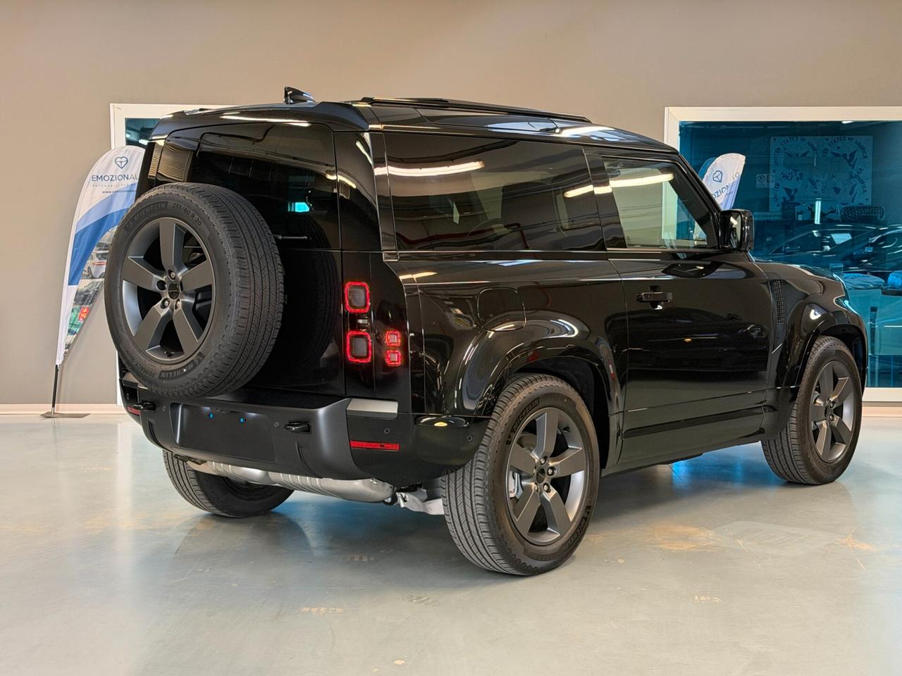 Land Rover Defender 90 3.0d mhev X-Dynamic HSE awd 250cv MY 2027