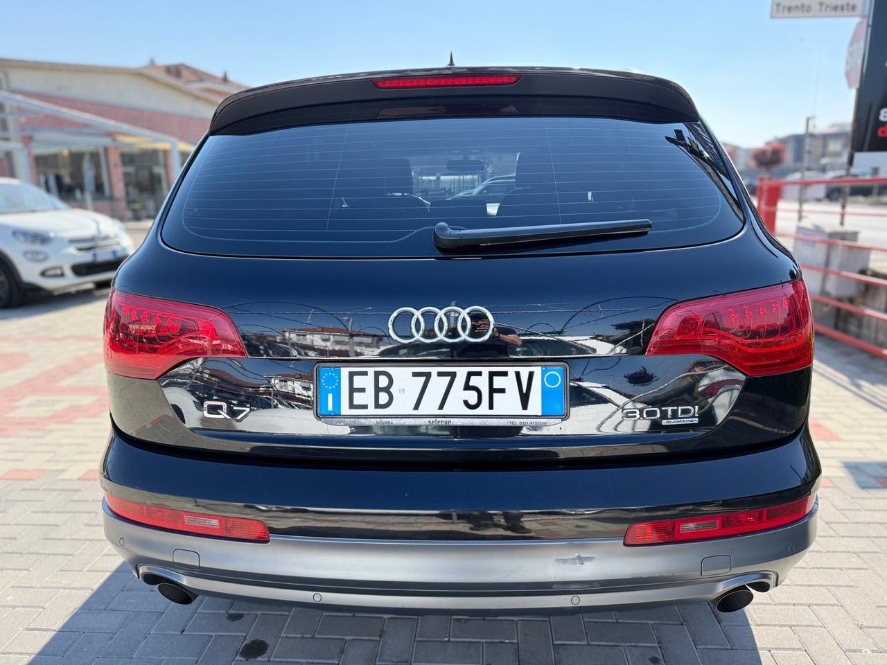 Audi Q7 3.0 TDI 240 CV diesel quattro . EURO6