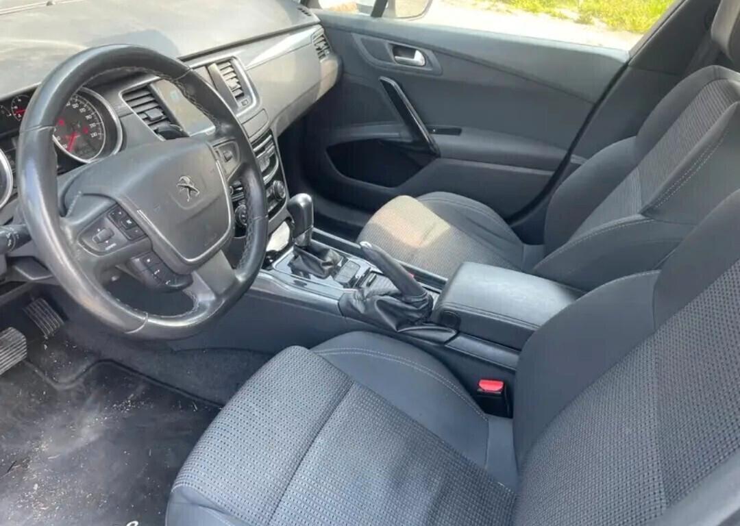 Peugeot 508 BlueHDi 120 EAT6 S&S SW Allure