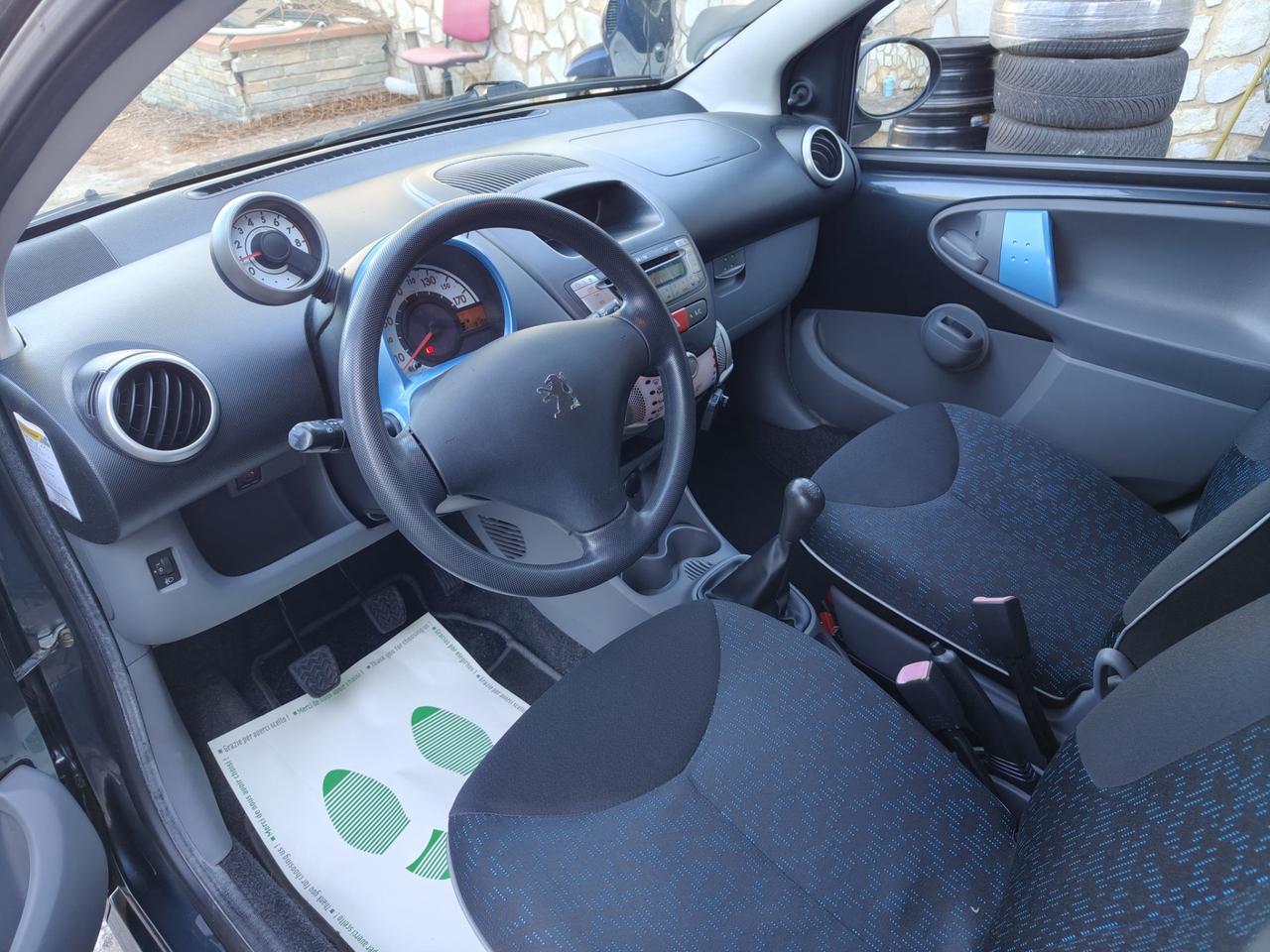 Peugeot 107 1.0 68CV Urban Move UNICO PROPIETARIO