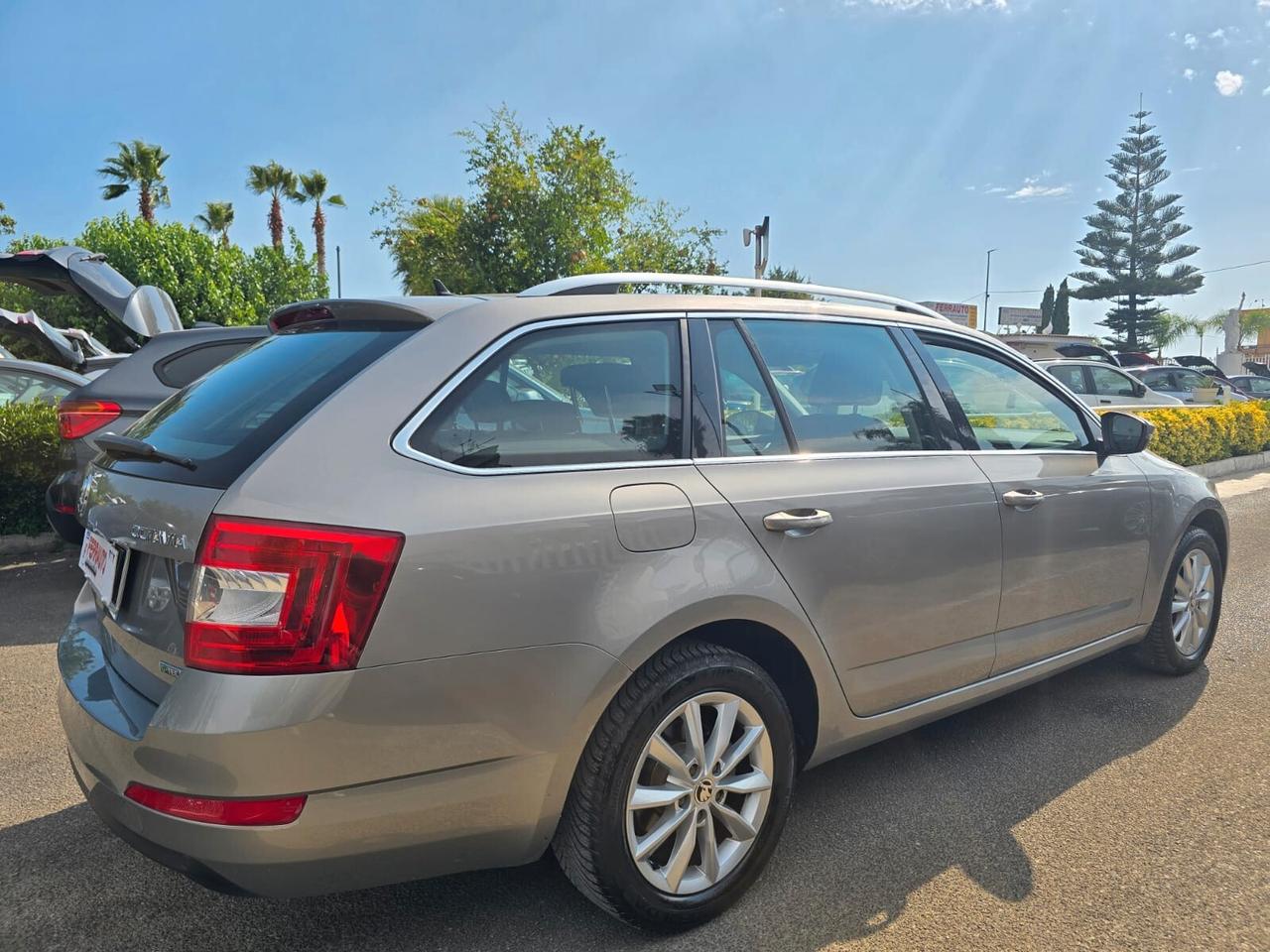 Skoda Octavia 1.4 TSI Executive G-Tec 110CV