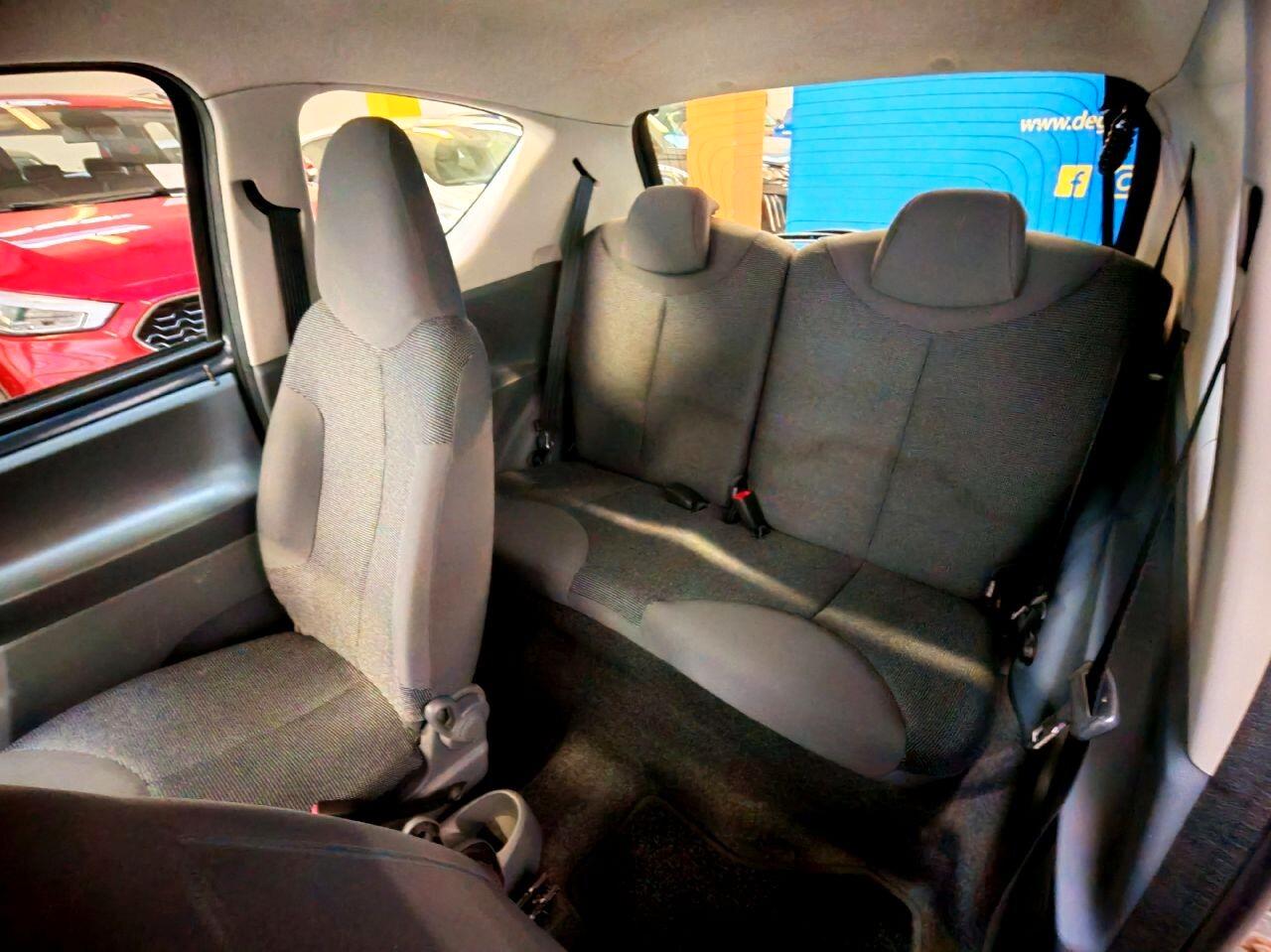 Peugeot 107 1.0 3p. Plaisir