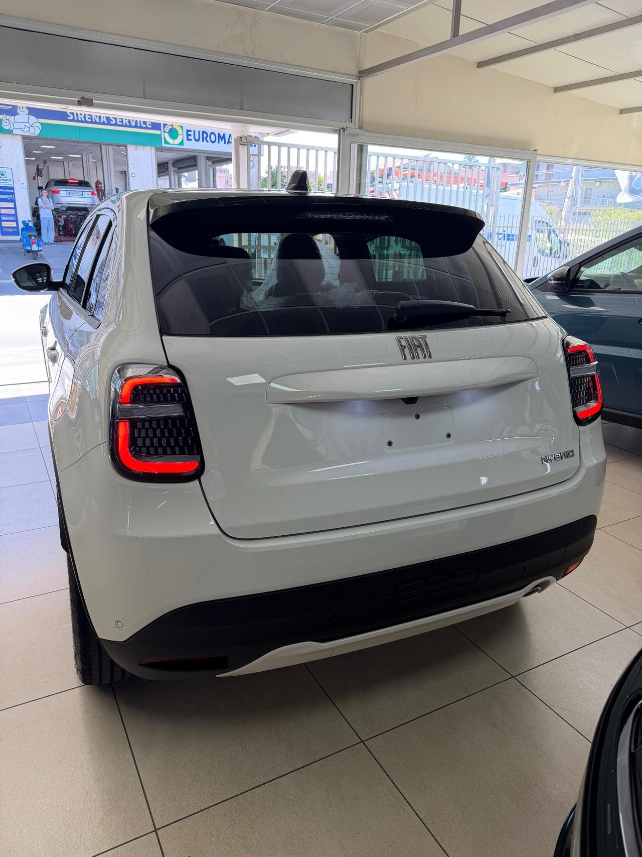 Fiat 600 Hybrid 110 CV DCT MHEV La Prima KM0 2026