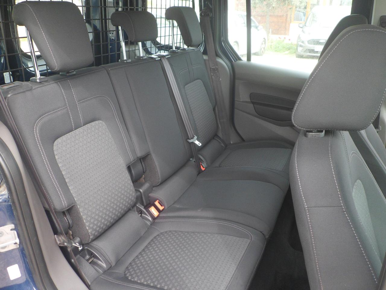 Ford Transit Connect 5 posti autocarro