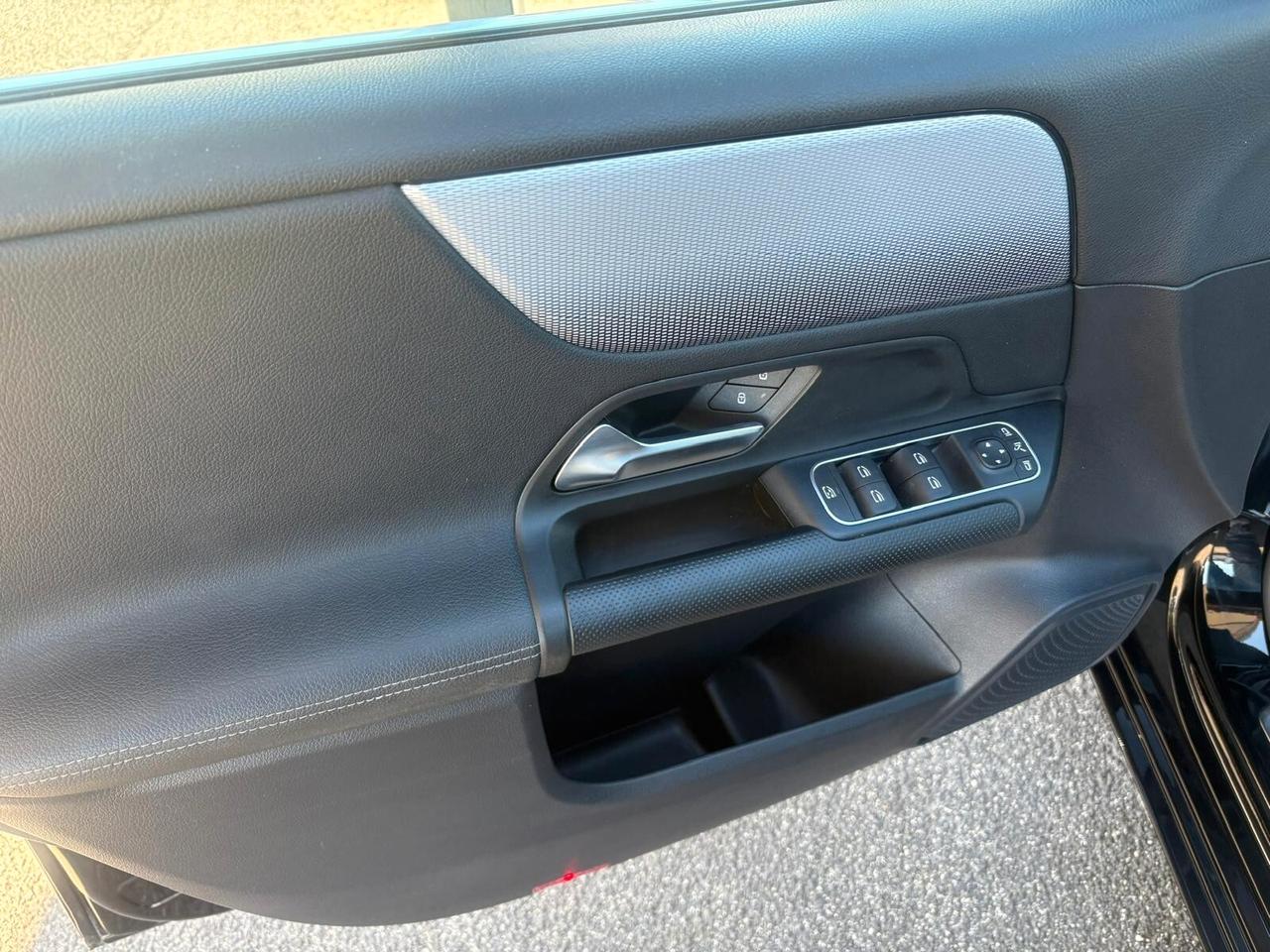 Mercedes-benz B 180 d Automatic Sport