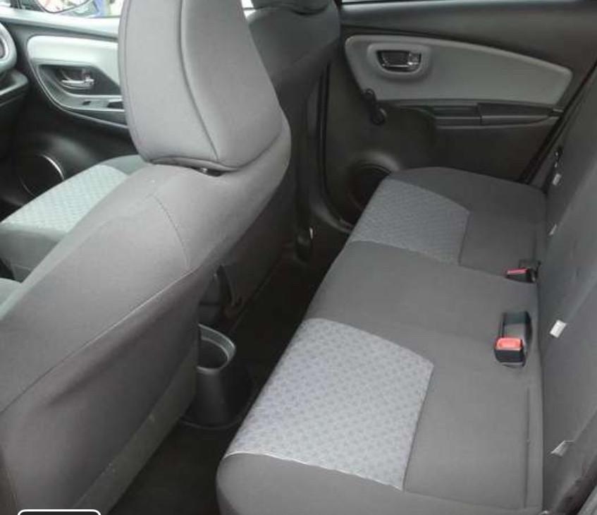 Toyota Yaris 1.3 5 porte Lounge navi telecamera full
