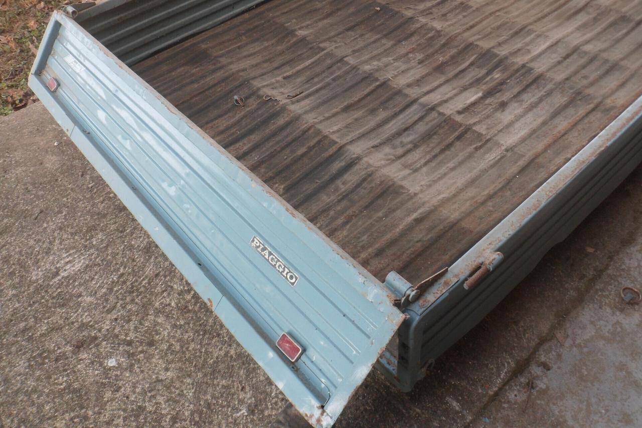 Piaggio Ape car p2/p3 solo cassone ribaltabile con soprasponde