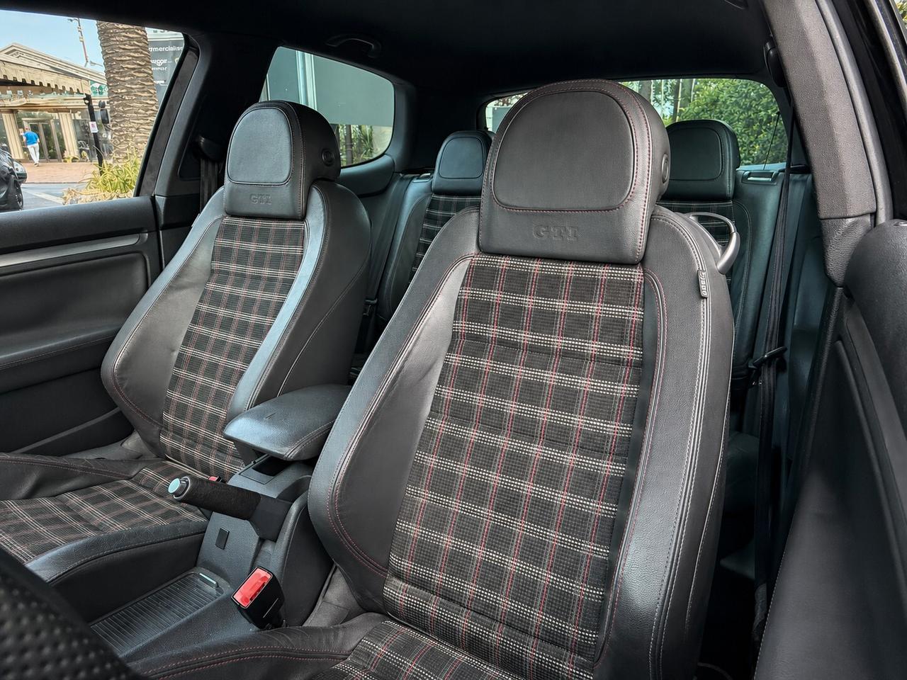 Volkswagen Golf GTI 2.0 16V TFSI 3p. Edition 30