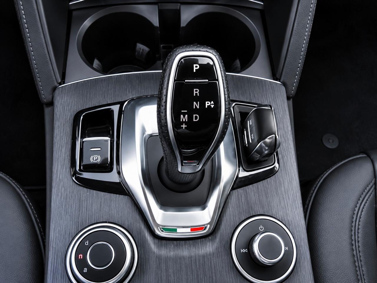 Alfa Romeo Stelvio 2.2 Turbodiesel 210 CV AT8 Q4 Sprint
