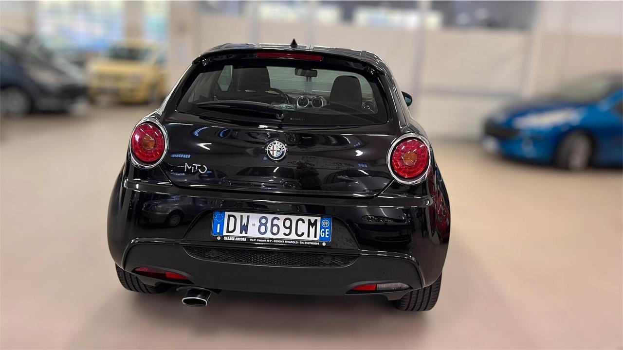 Alfa Romeo MiTo 1.3 JTDm 16V 90 CV Distinctive Sport Pack