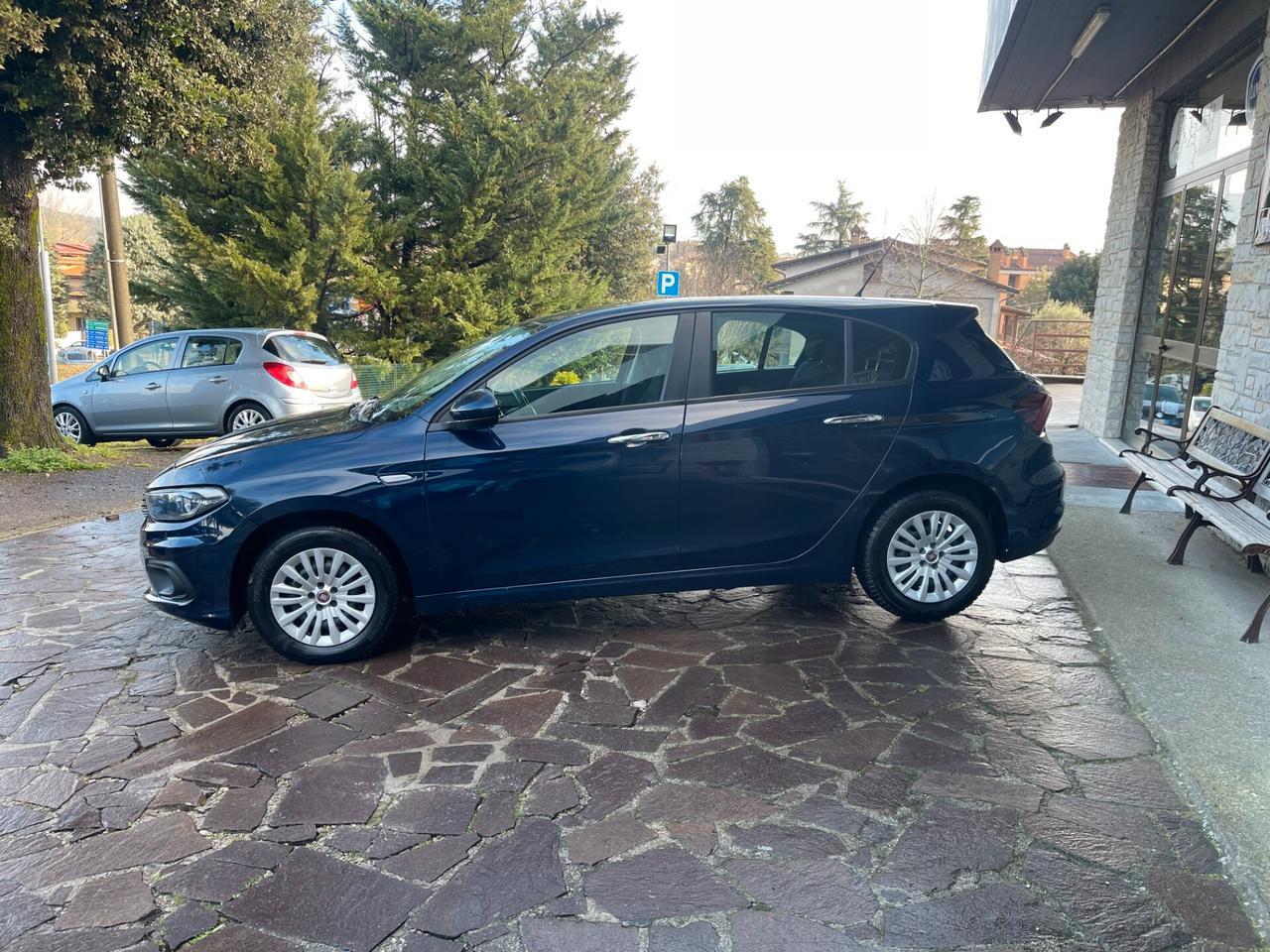 Fiat Tipo 1.6 Mjt S&S 5 porte Sport NEO PATENTATI