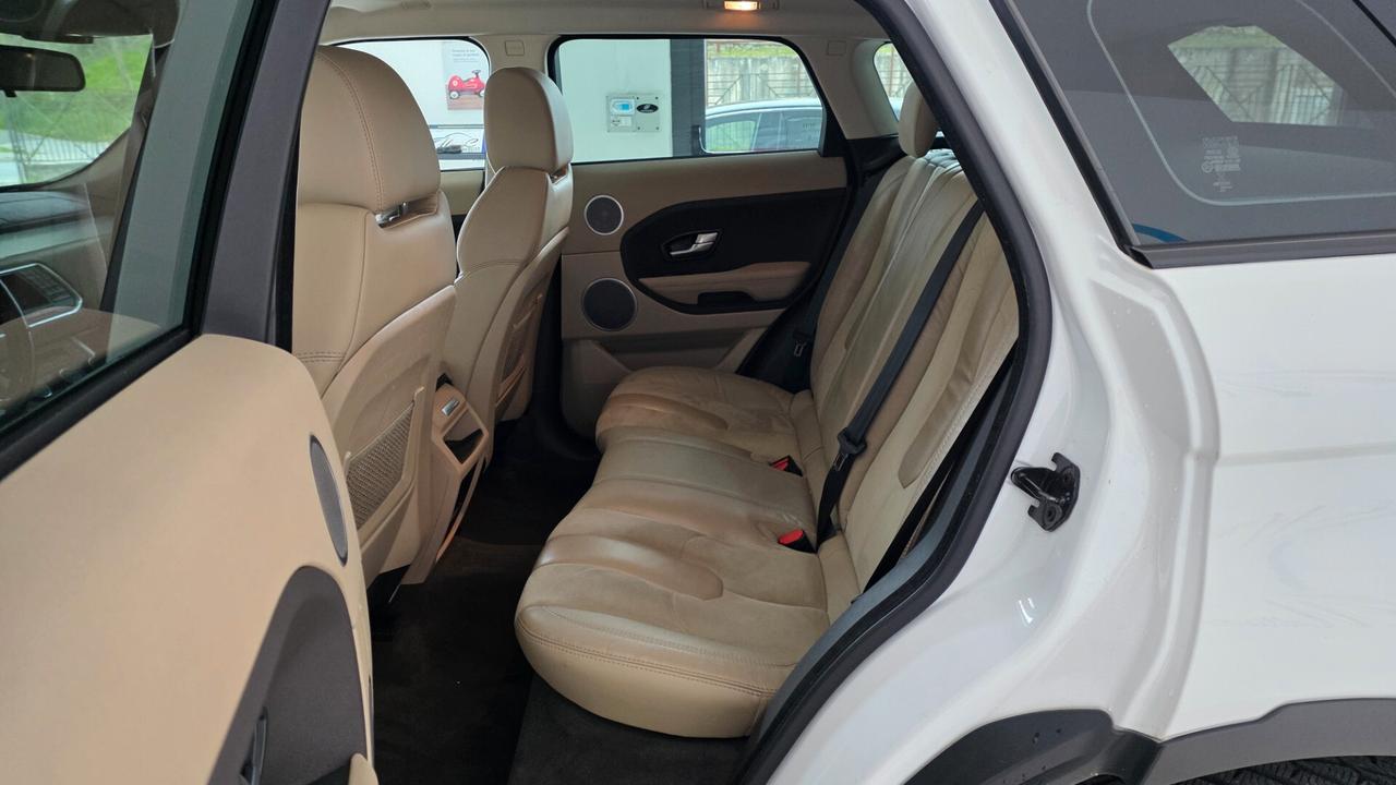 Land Rover Range Evoque 2.2 TD4 5p. Prestige