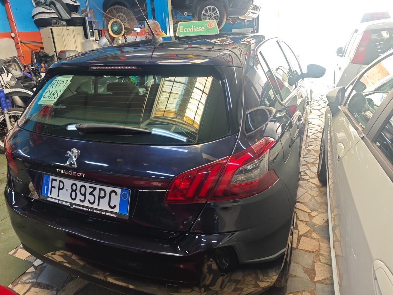 Peugeot 308 BlueHDi 130 S&S Business