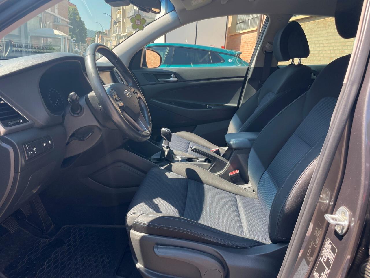Hyundai Tucson 1.7 CRDi 115CV Top di Gamma-Tagliandi Certificati Hyundai- Unico Proprietario