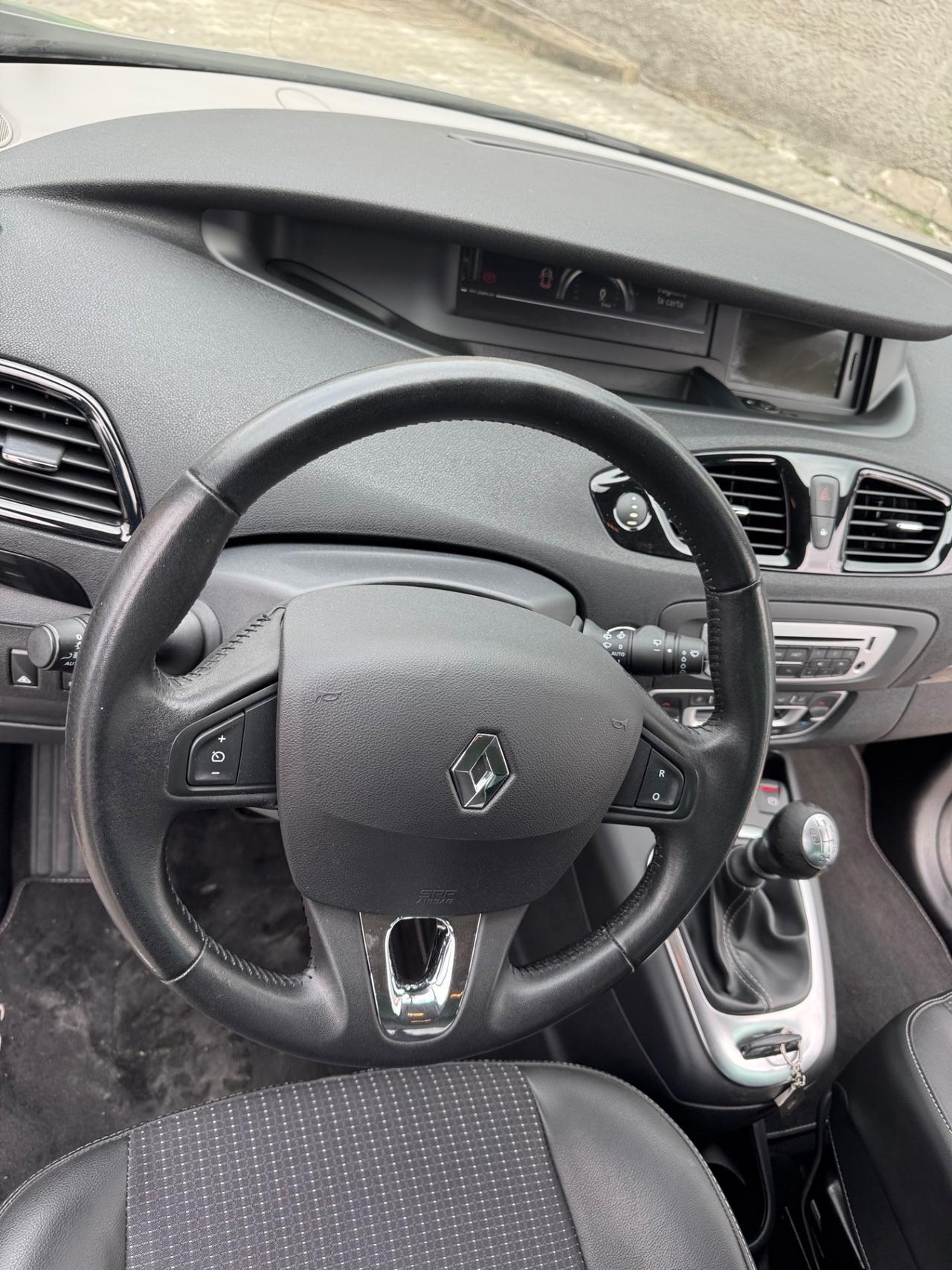Renault Scenic 1.5 dCi 110CV neopatentato
