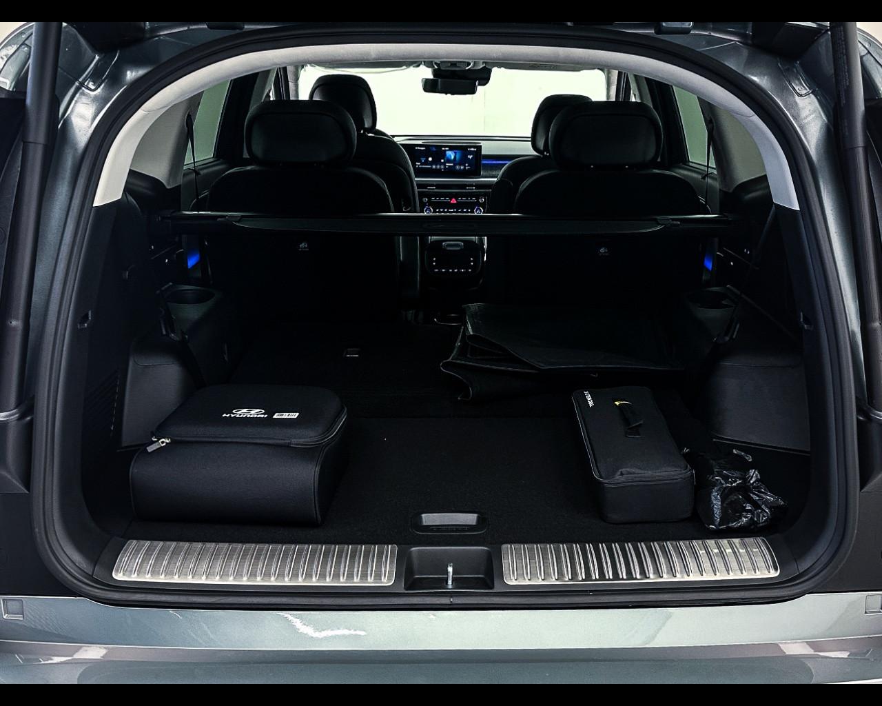 HYUNDAI IONIQ9 110 KWH 4WD CALLIGRAPHY 6PPERF+DM