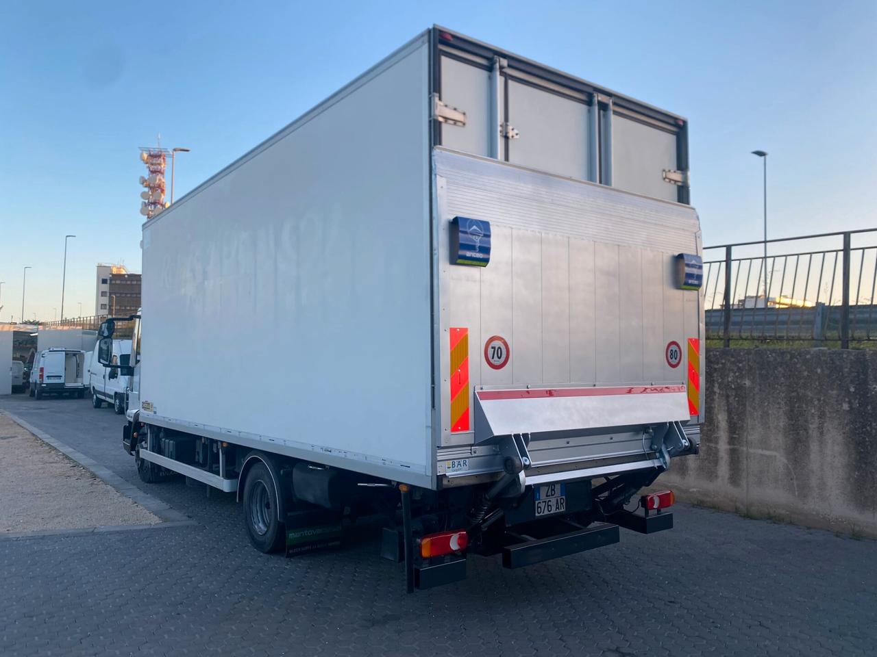 IVECO Eurocargo Cube 100 E18 Isotermico Refrigerato