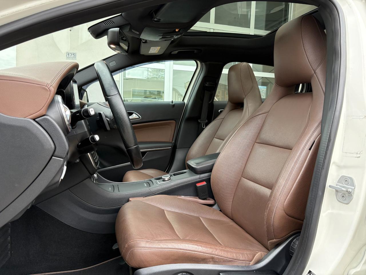 Mercedes-benz GLA 220 CDI Automatic 4Matic Premium