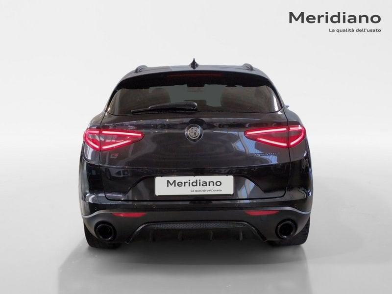 Alfa Romeo Stelvio 2.2 Turbo Diesel 210CV AT8 Q4 B-Tech