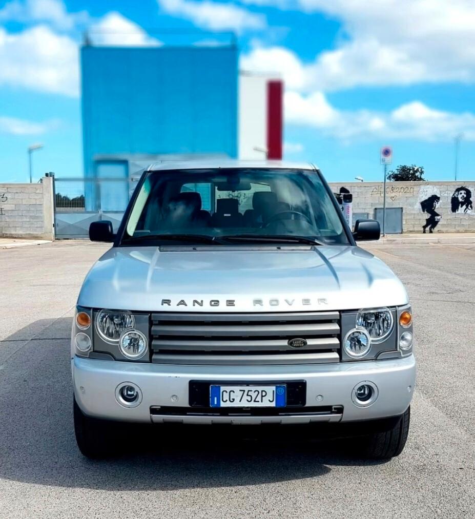 Land Rover Range 3.0 Td6 HSE autocarro 5 posti NEOPATENTATI