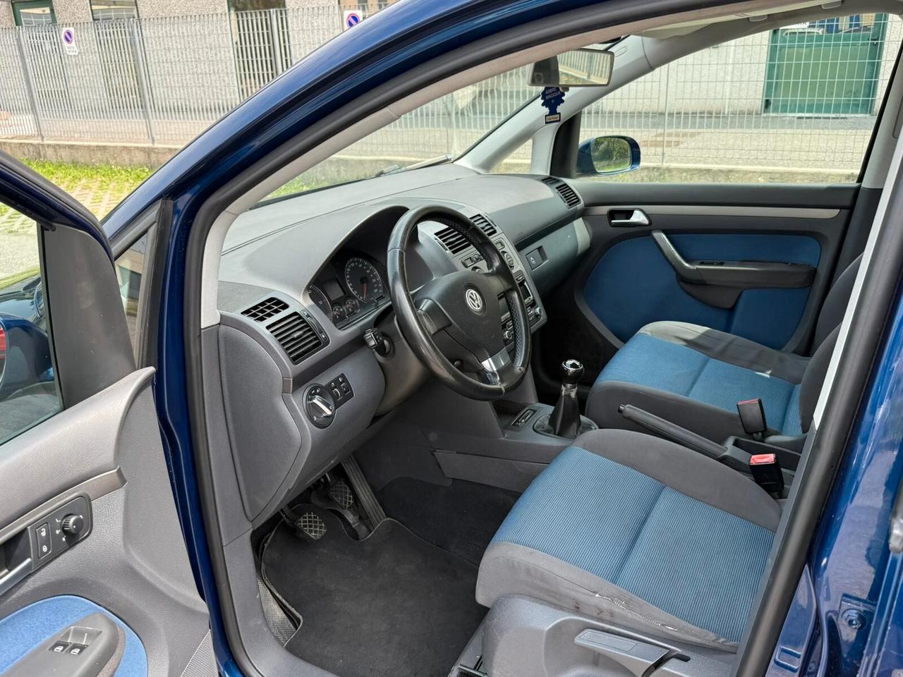 Volkswagen Touran 1.9 TDI 105CV DSG Trendline