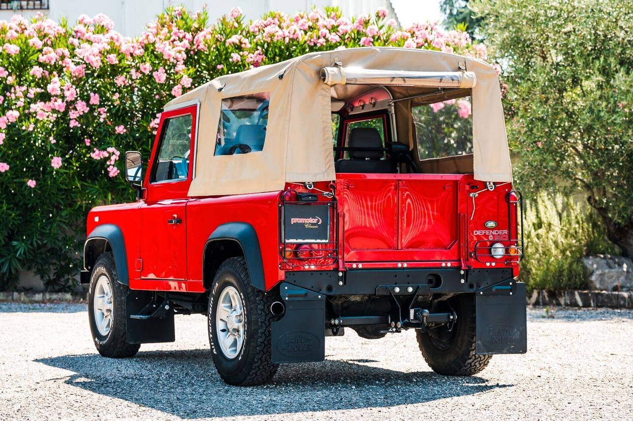 Land Rover Defender 90 Soft Top TD5 Aria condizionata + Kit pala neve Full