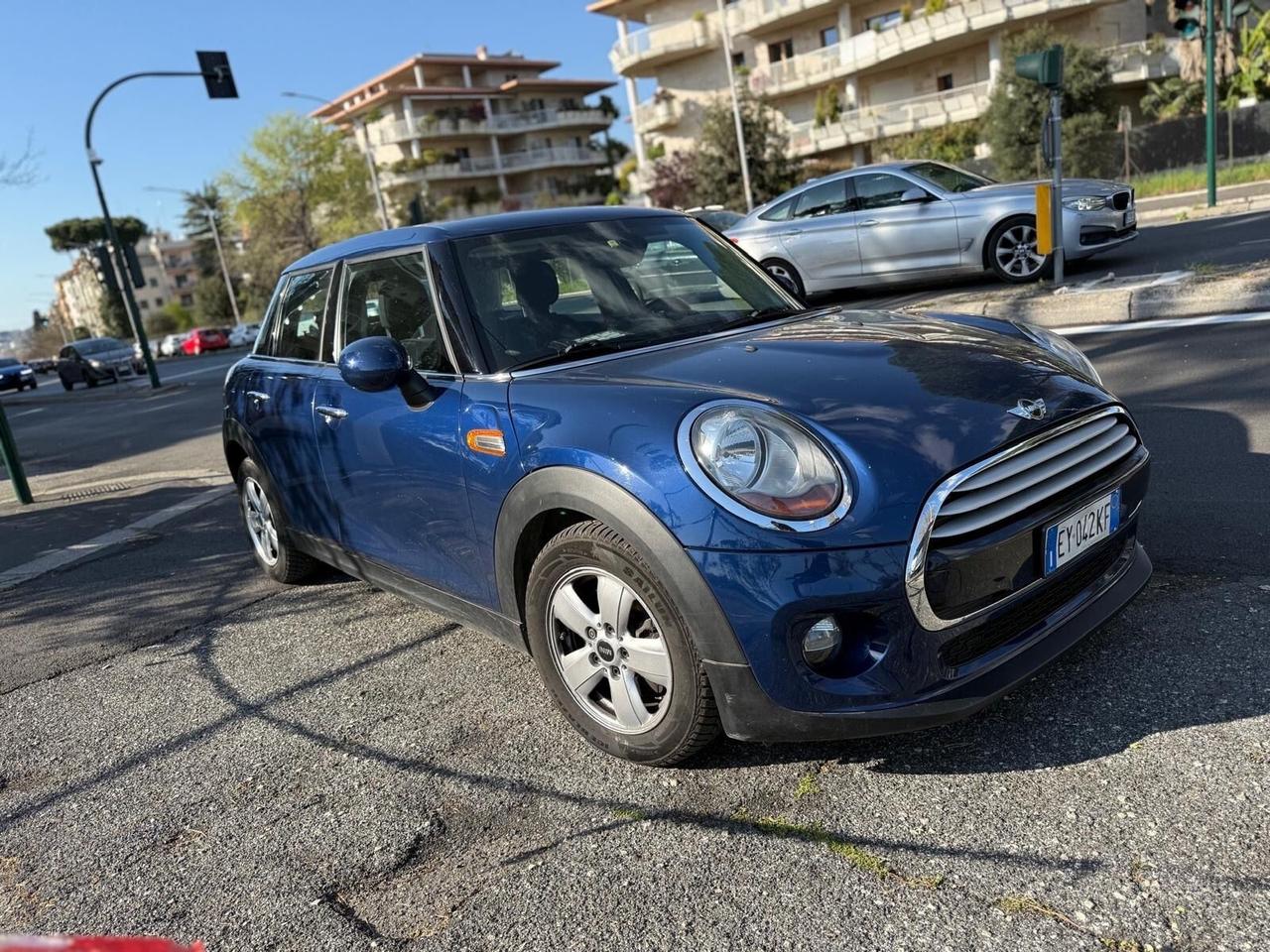 Mini 1.5 Cooper D Business XL Cambio Automatico