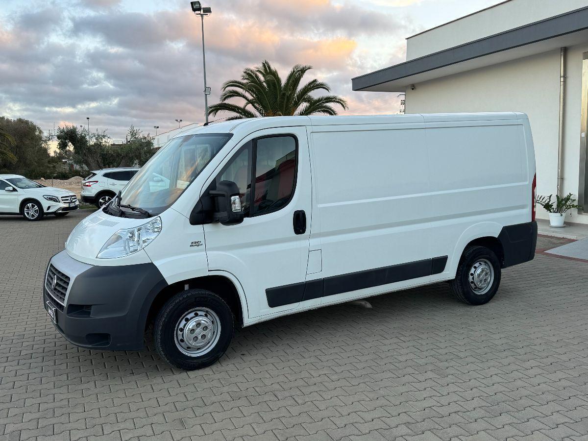 FIAT Ducato 2.3 Mjet Furgone Medio Tetto Basso