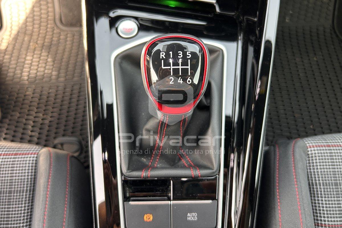 VOLKSWAGEN Golf 2.0 TSI GTI Ultimate