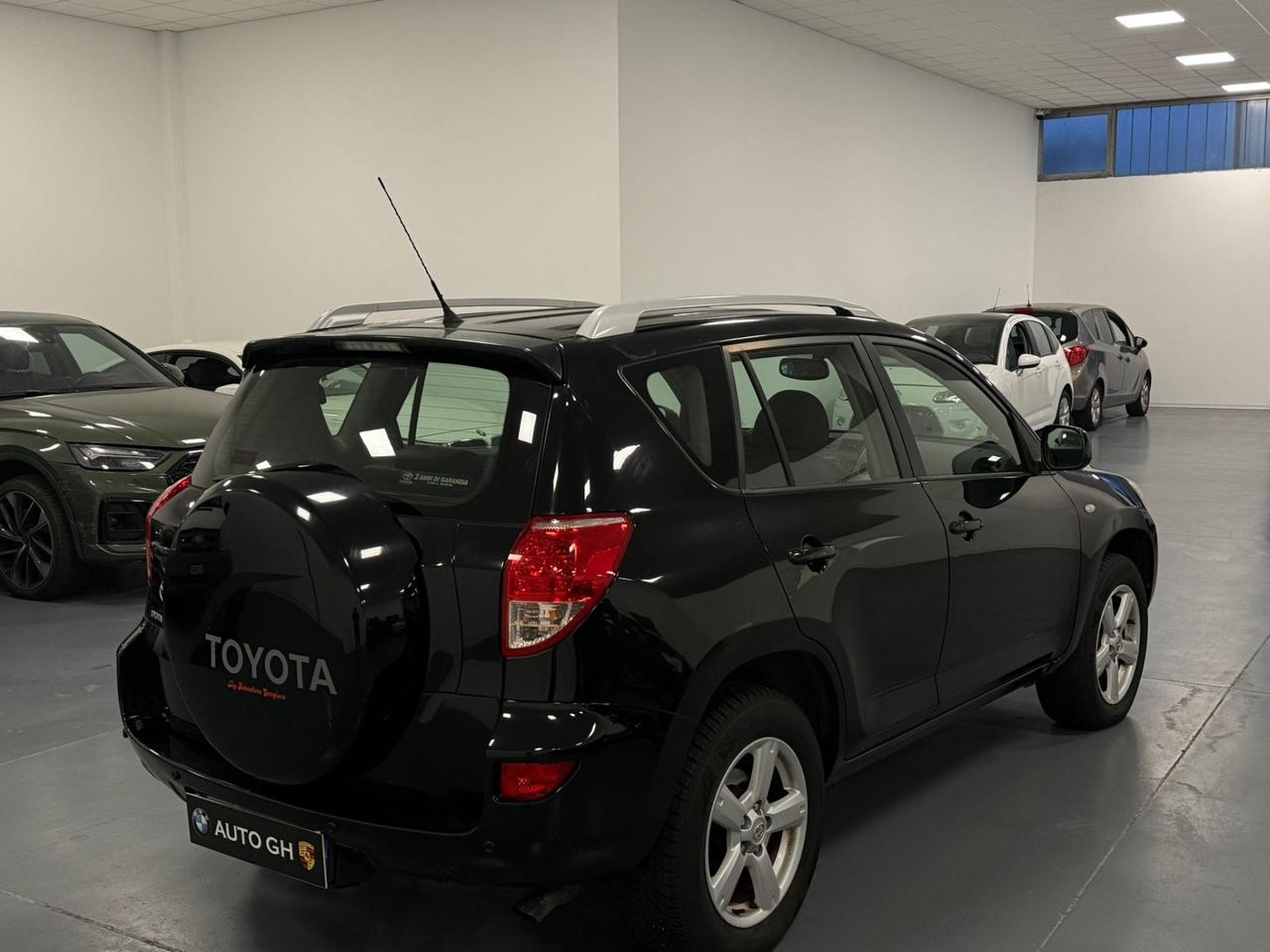 Toyota RAV 4 RAV4 2.0 aut. Luxury