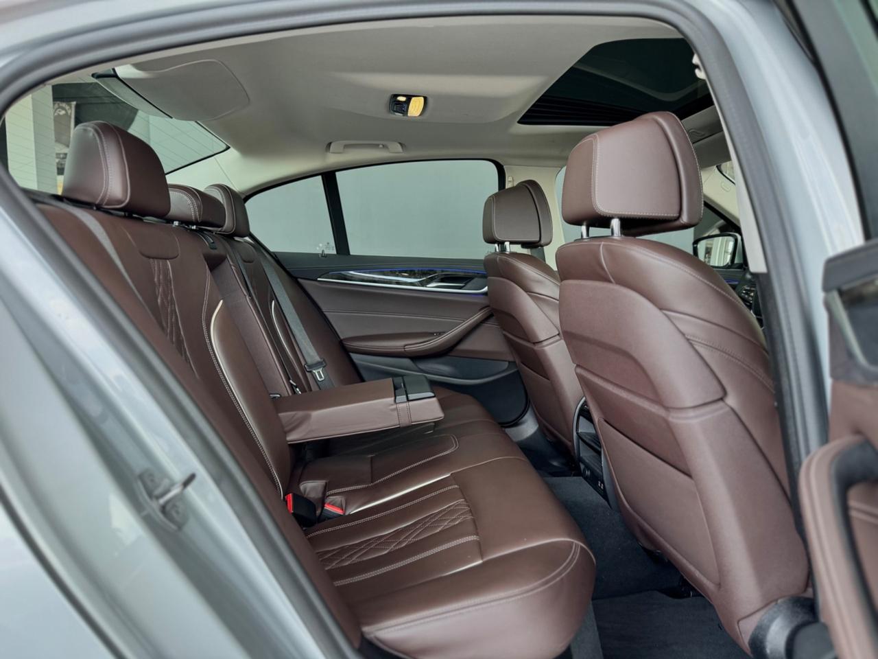 Bmw 530d 48V xDrive Luxury LCI LED TETTO