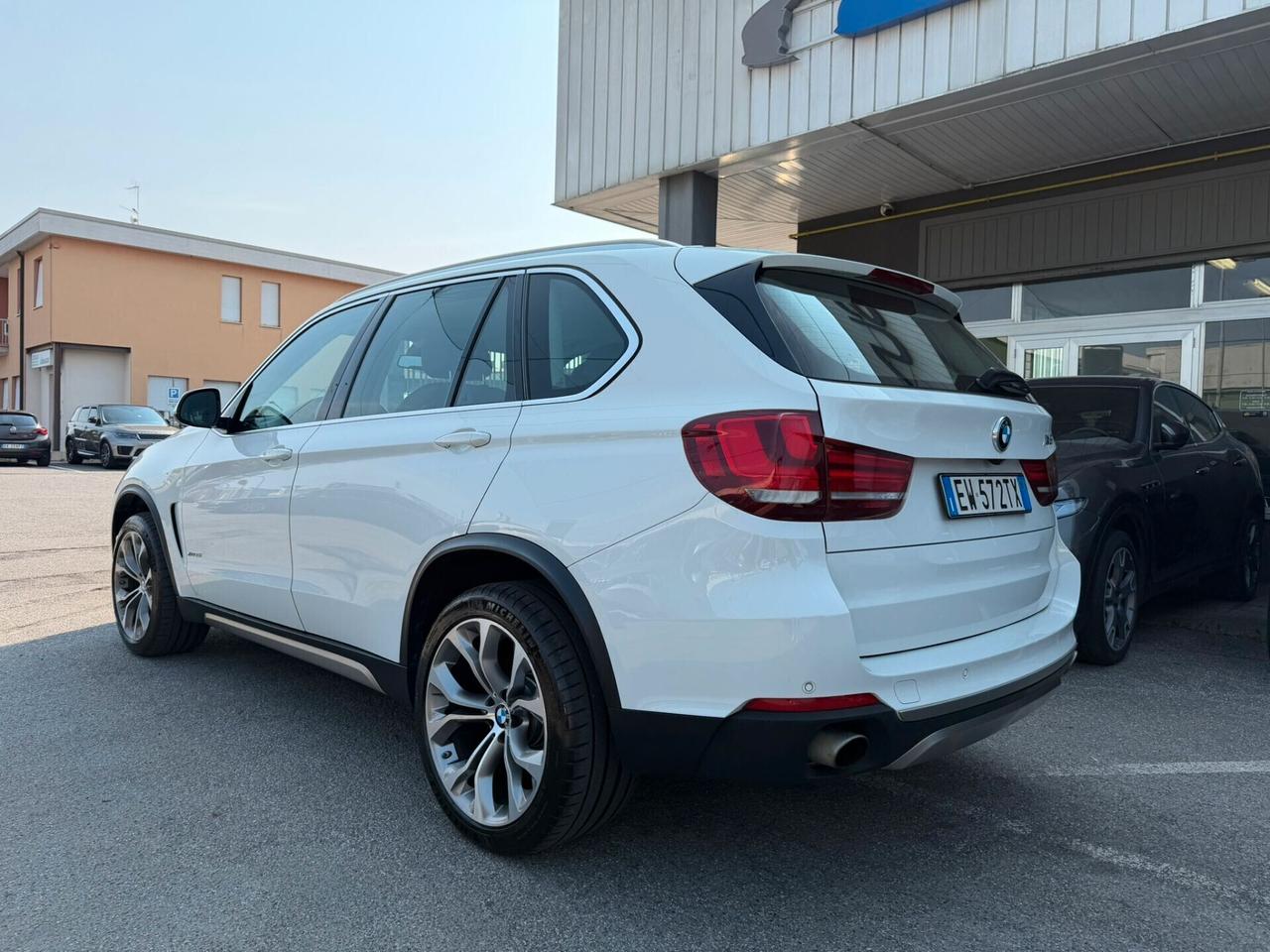BMW X5 xdrive35i Experience SERVICE IN BMW